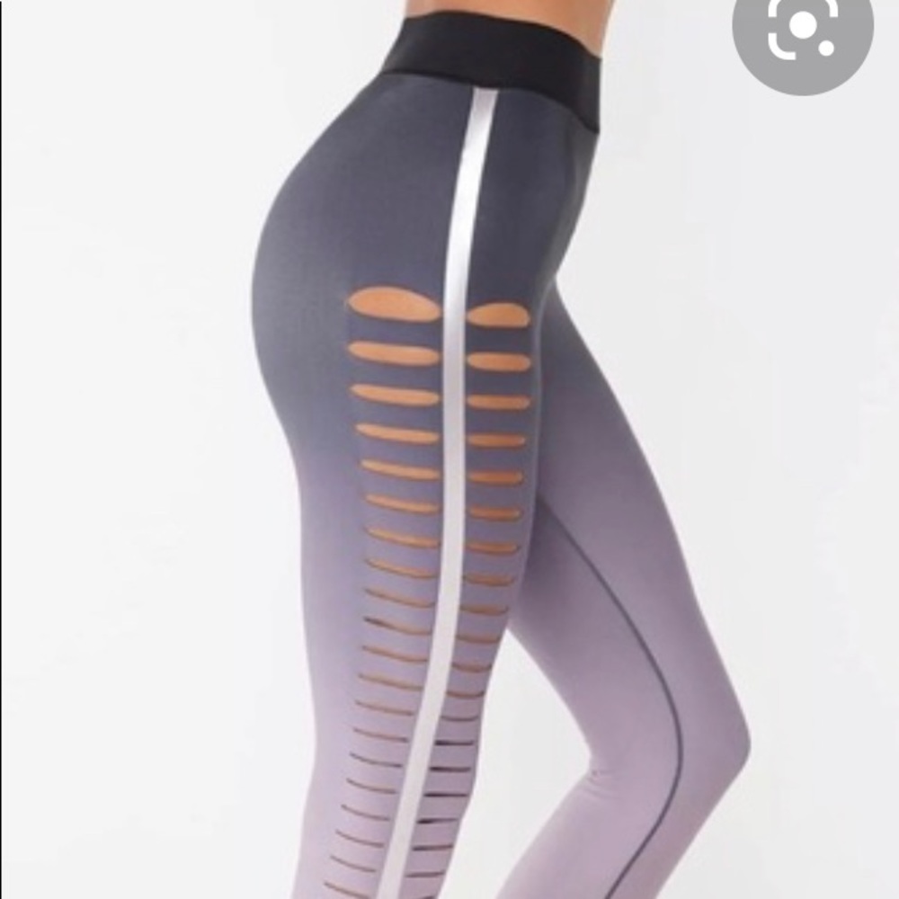Ultracore Slash Leggings